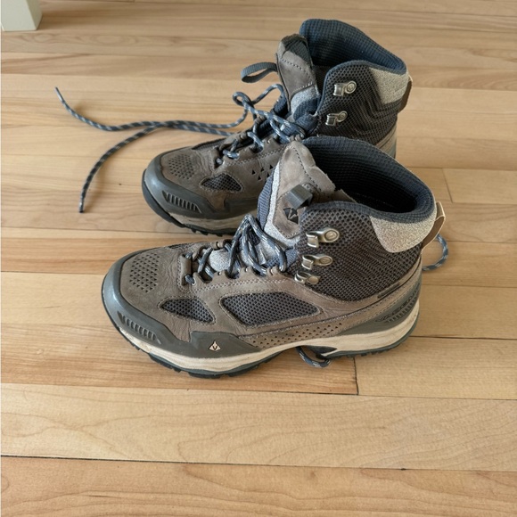 Worn only twice - Picture 3 of 3